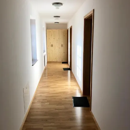 Nočitev z zajtrkom Sobe