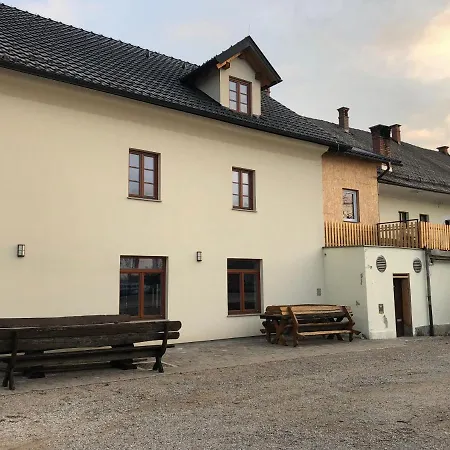 Sobe 3* Brezje